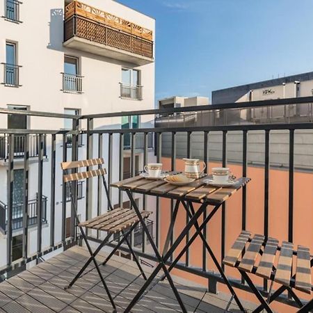 Modern Riverside Apartment With Free Parking Space Stettin Eksteriør billede